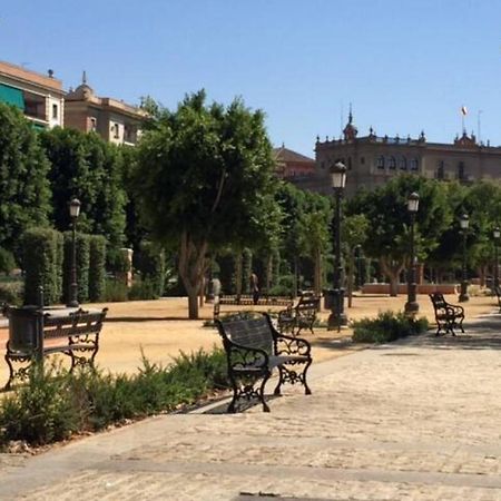 Apartamento A Estrenar Frente A La Plaza De Espana Sevilla Eksteriør bilde